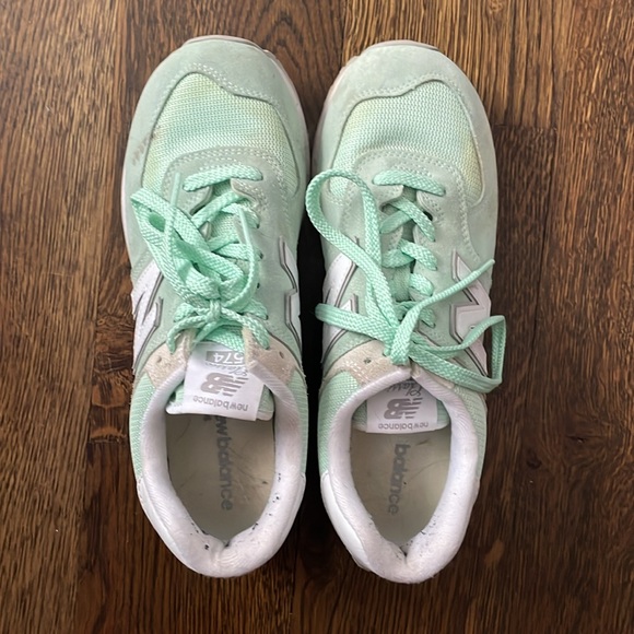 Teal and white New Balances 574 - Picture 2 of 2
